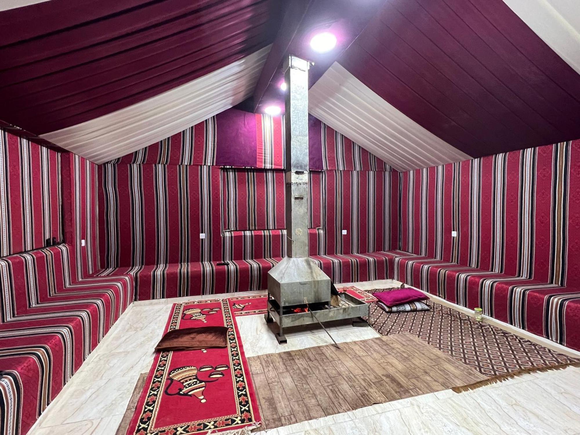 Scarlet Luxury Camp Rum vádi Kültér fotó