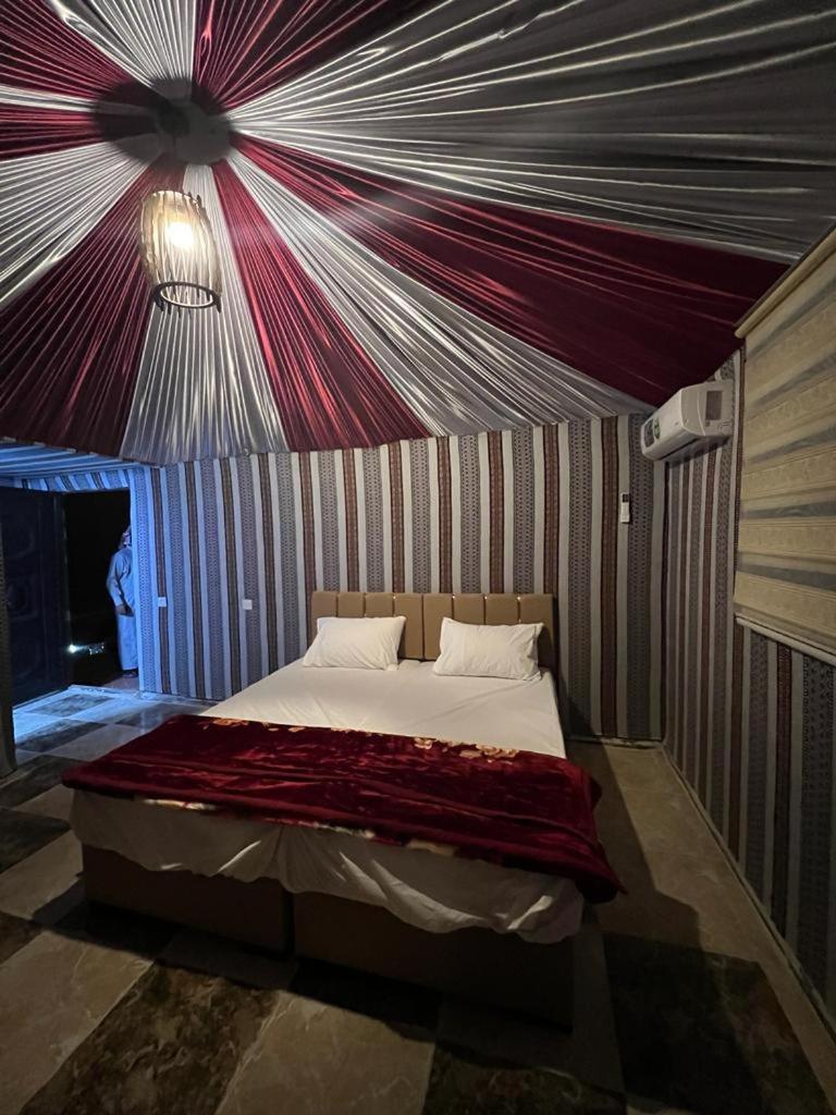 Scarlet Luxury Camp Rum vádi Kültér fotó