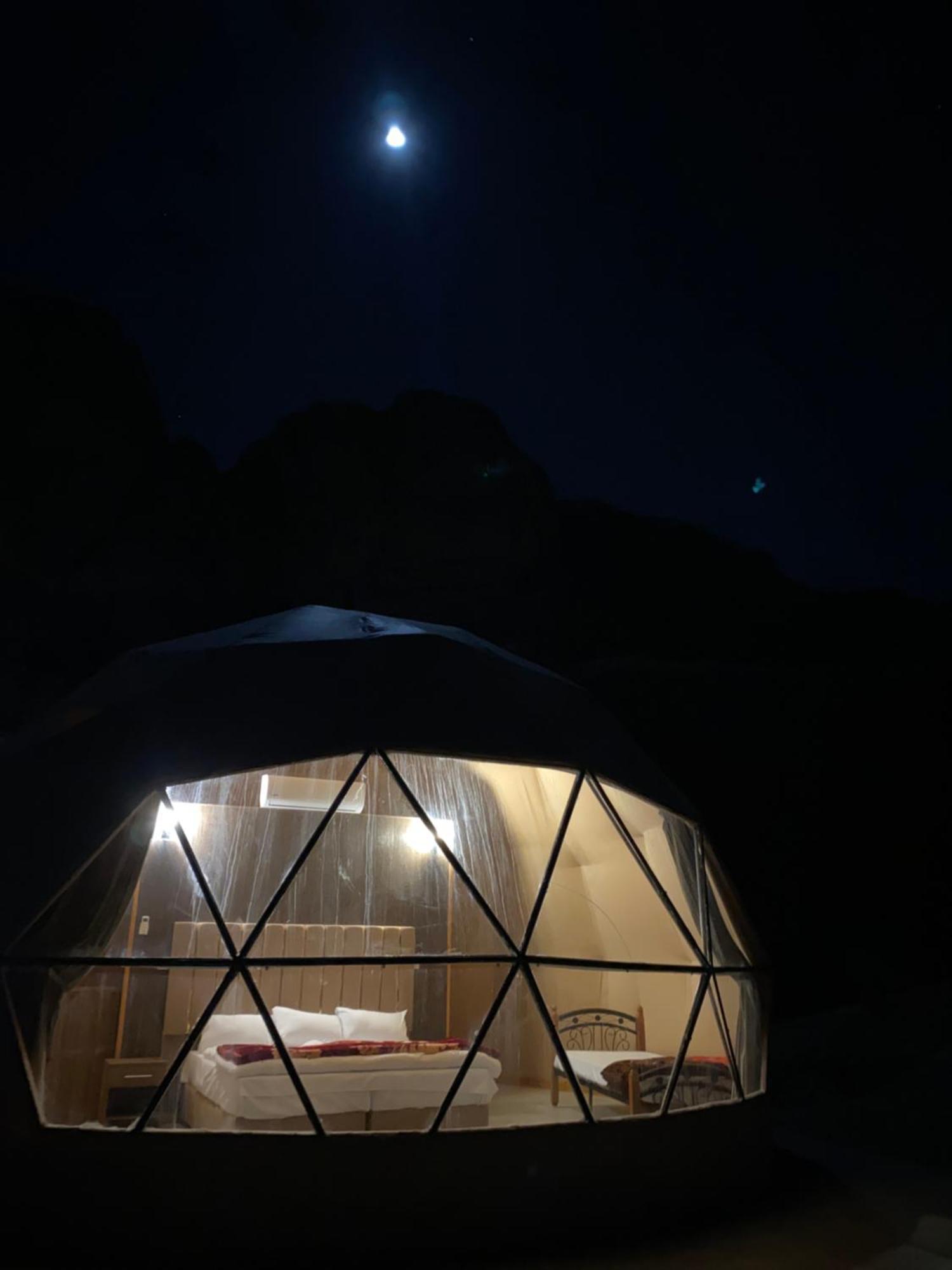 Scarlet Luxury Camp Rum vádi Kültér fotó