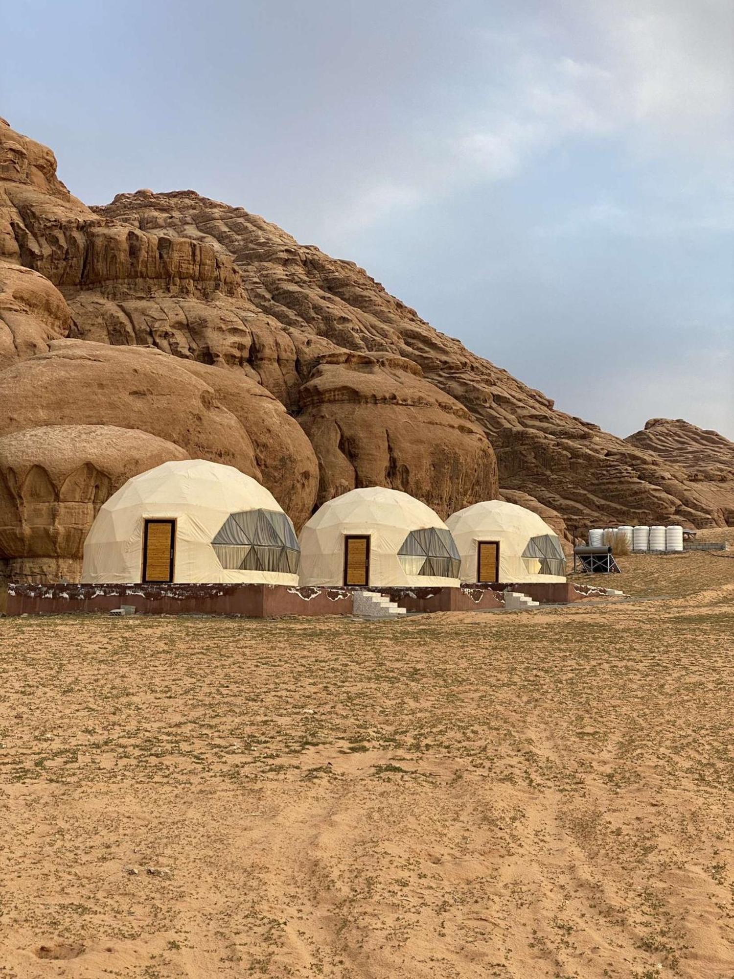 Scarlet Luxury Camp Rum vádi Kültér fotó